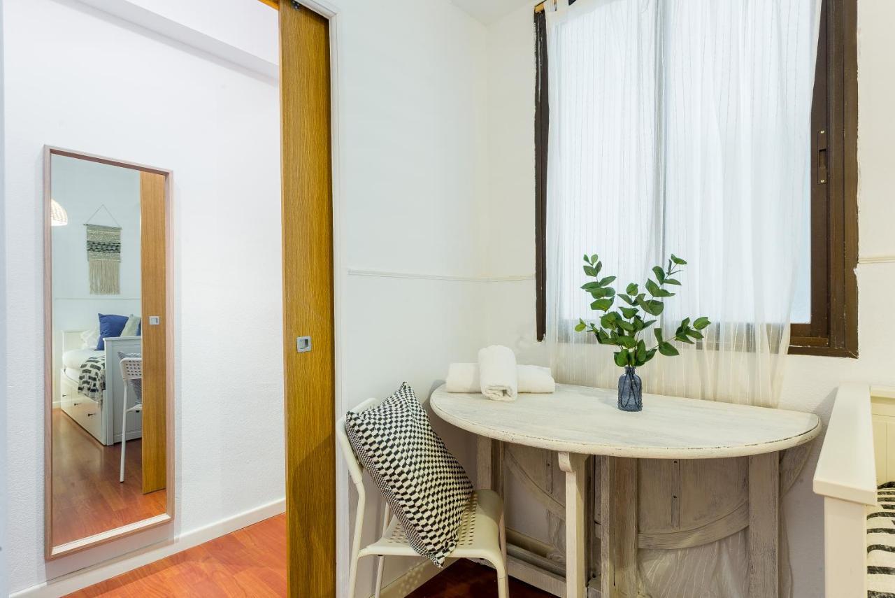 Lodging Apartments Illa Diagonal Barcelona Exterior photo